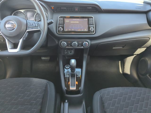Certified 2021 Nissan Kicks S image 25