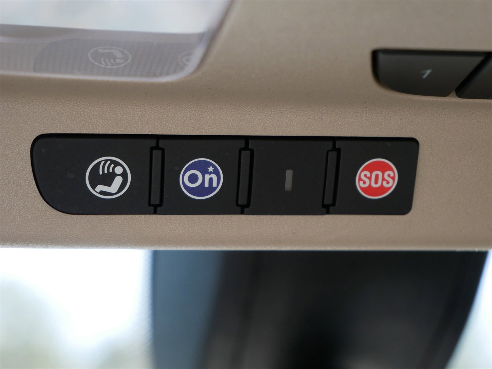 Used 2017 Buick Envision Essence image 26