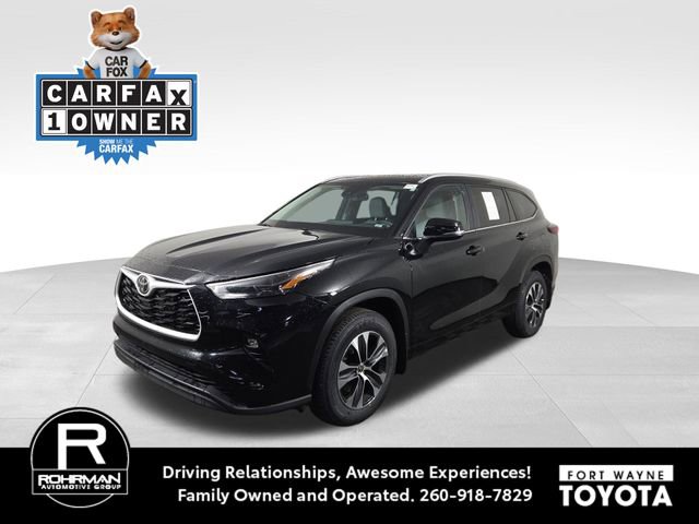 Used 2025 Toyota Highlander XLE AWD/4WD video 1
