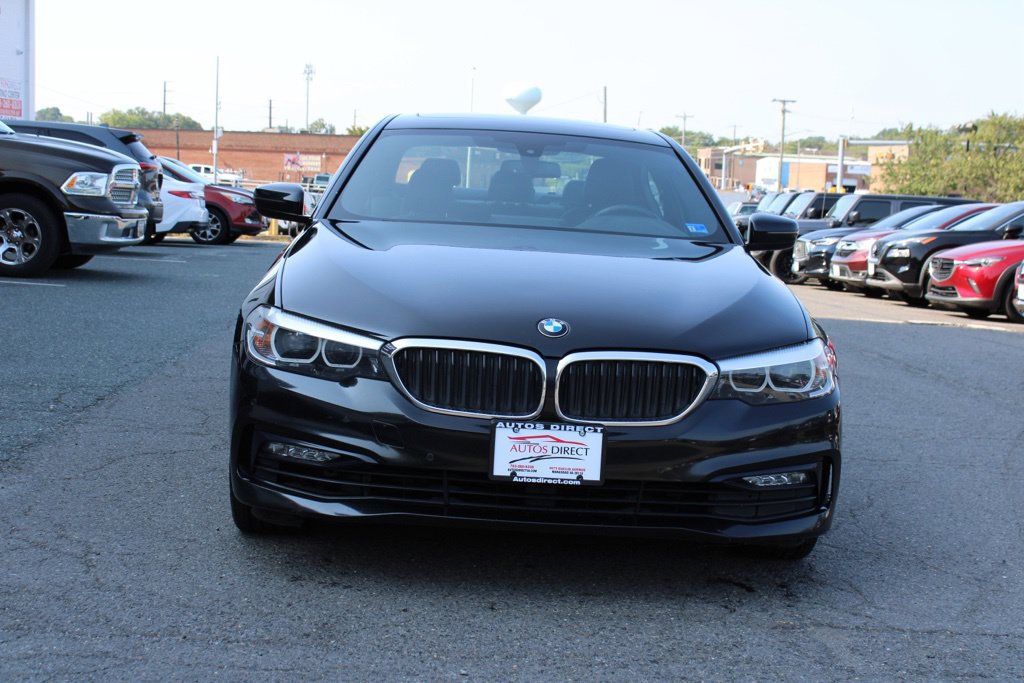 Used 2018 BMW 540i RWD image 3
