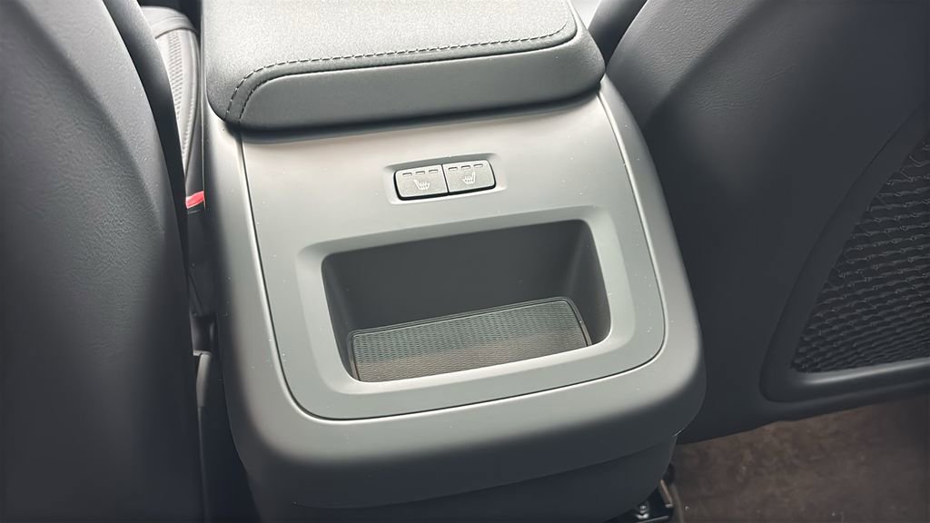 New 2026 Volvo XC60 B5 Plus w/ Protection Package Premier image 9