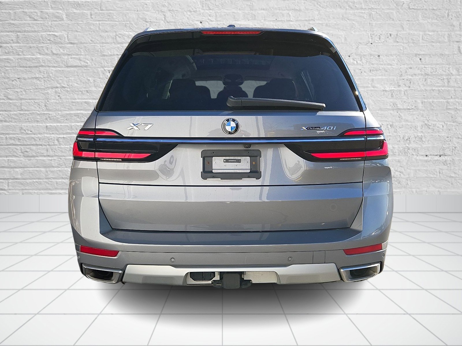 Used 2024 BMW X7 xDrive40i w/ Premium Package AWD/4WD image 5