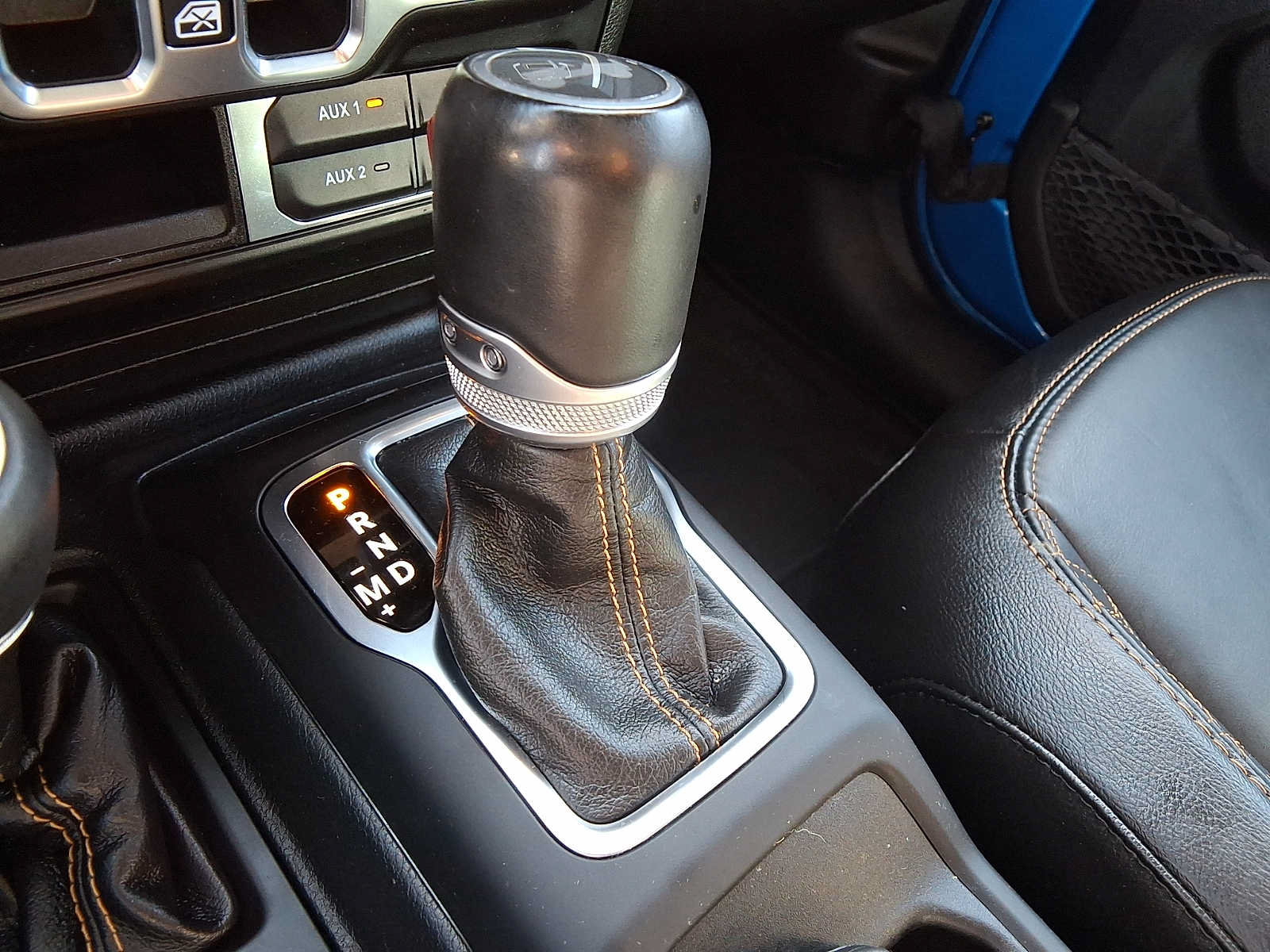Used 2023 Jeep Wrangler Unlimited Sahara AWD/4WD image 15