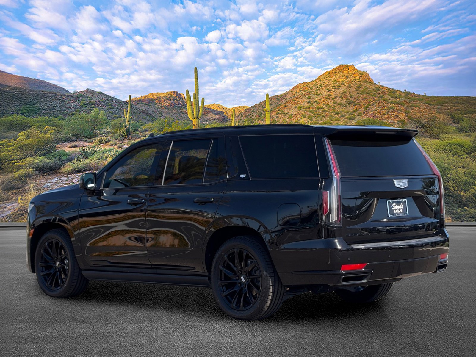 Used 2022 Cadillac Escalade Sport Platinum w/ LPO, ONYX Package AWD/4WD image 8
