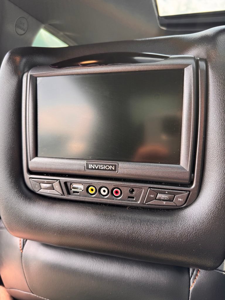 Used 2019 Nissan Maxima SR w/ Premium Package FWD image 16