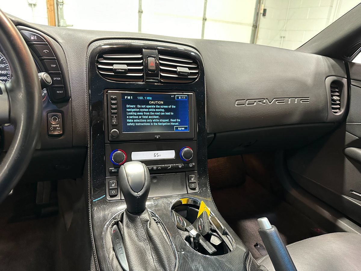 Used 2008 Chevrolet Corvette Coupe w/ Preferred Equipment Group RWD image 28