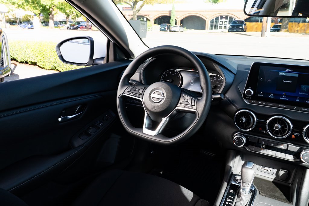 New 2025 Nissan Sentra SV image 9