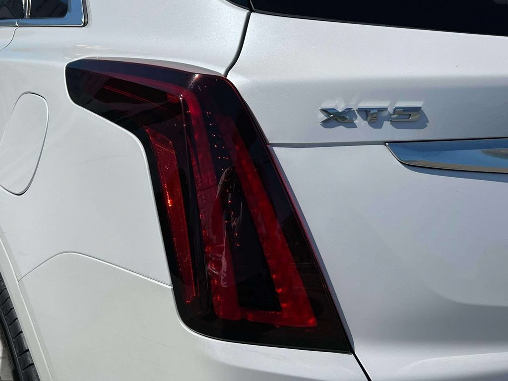 Used 2023 Cadillac XT5 Premium Luxury AWD/4WD image 10