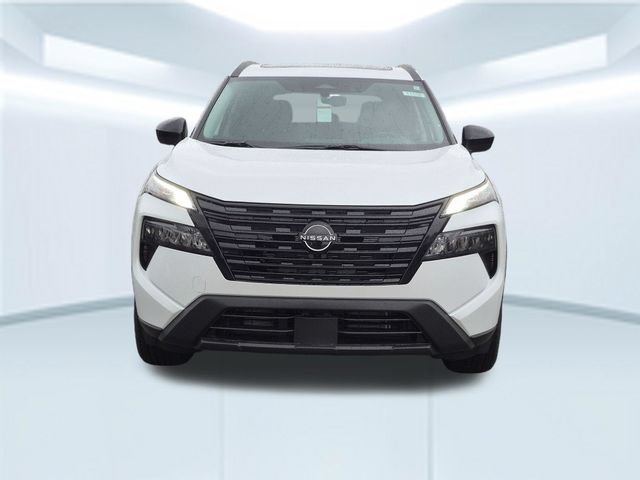 Used 2026 Nissan Rogue Dark Armor FWD image 10