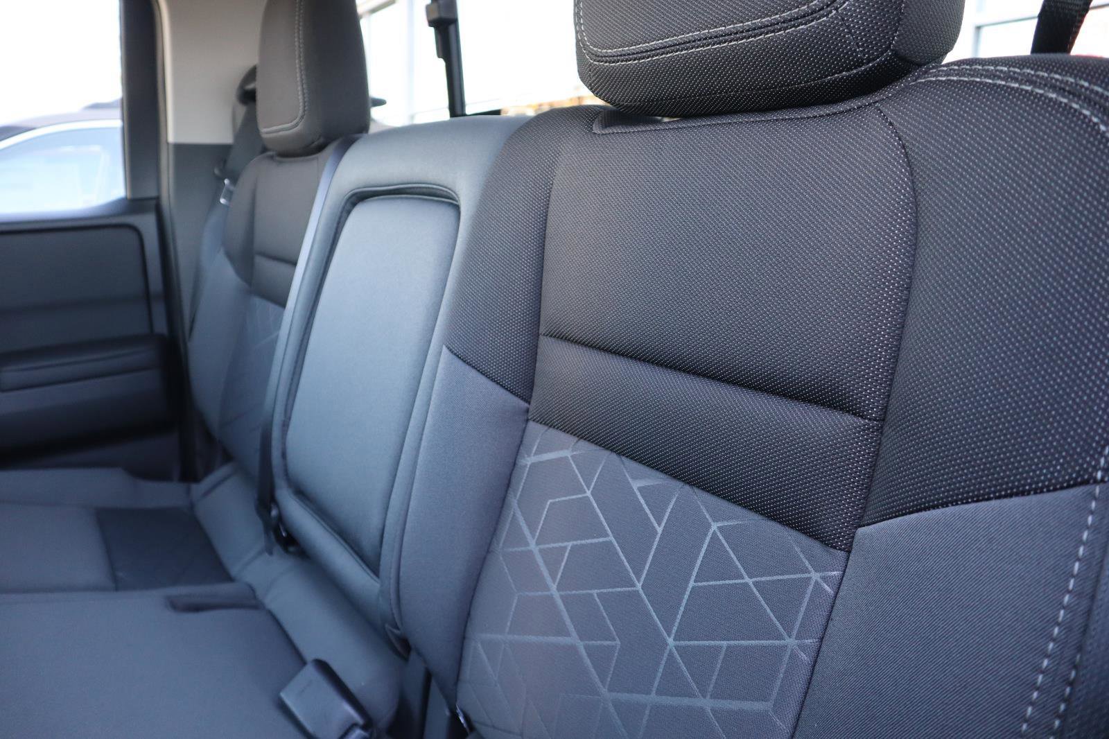 New 2026 Nissan Frontier 4x4 Crew Cab image 41