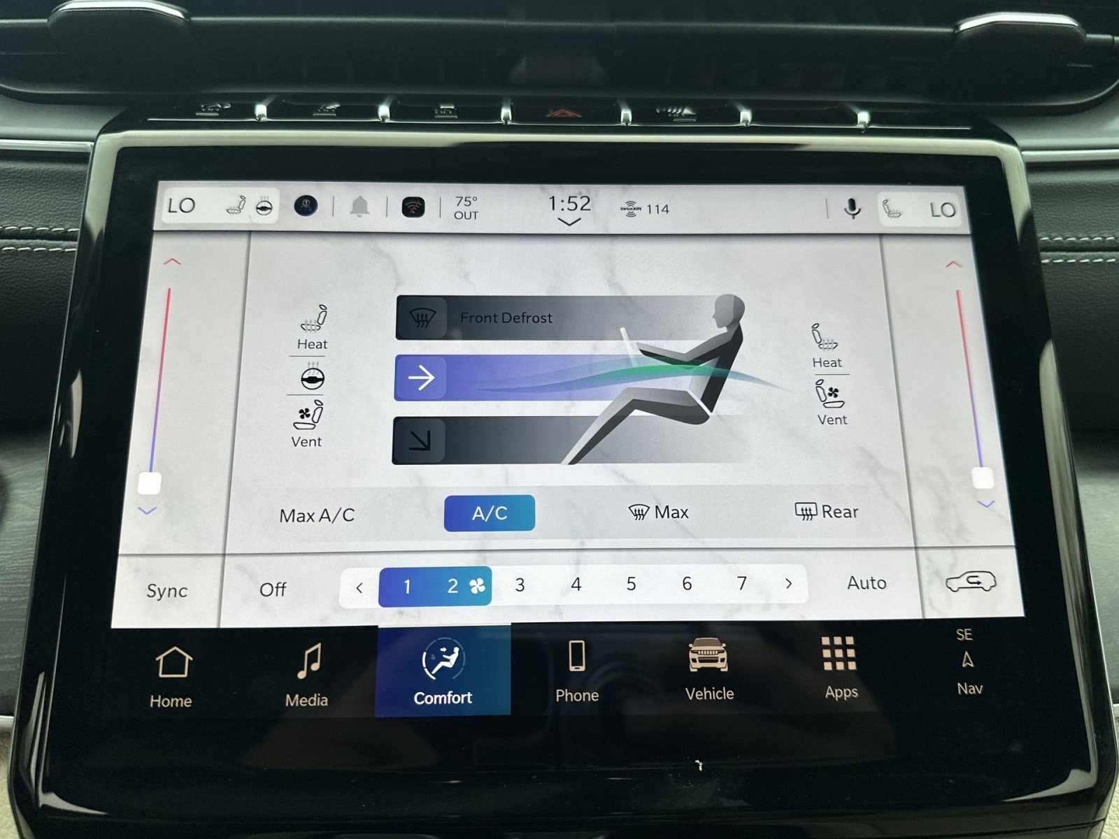 New 2025 Jeep Grand Cherokee Limited w/ Luxury Tech Group II image 21