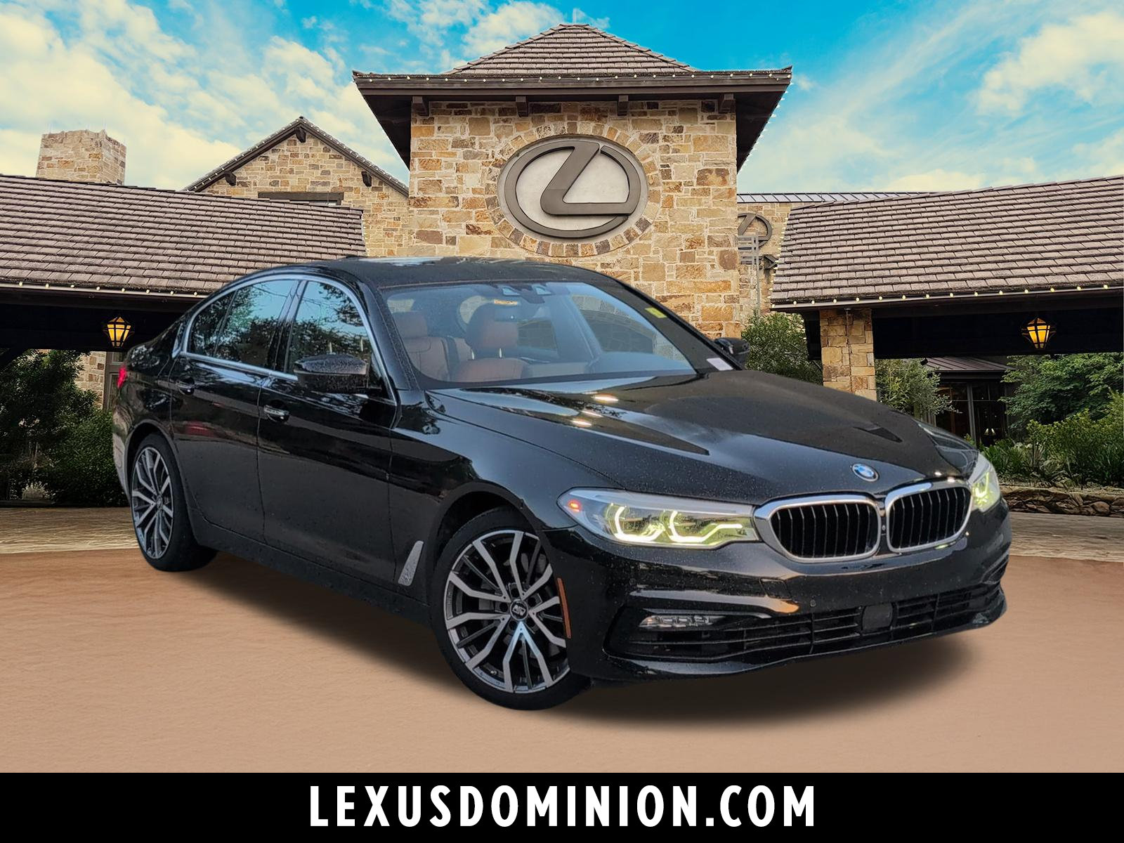 Used 2017 BMW 540i RWD image 1