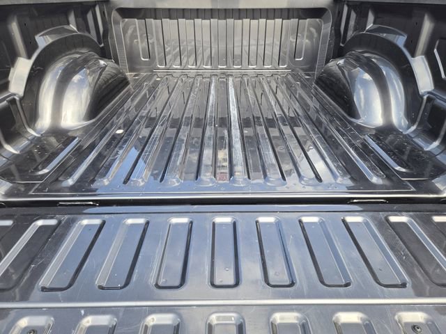 Used 2024 RAM 1500 Laramie RWD image 32