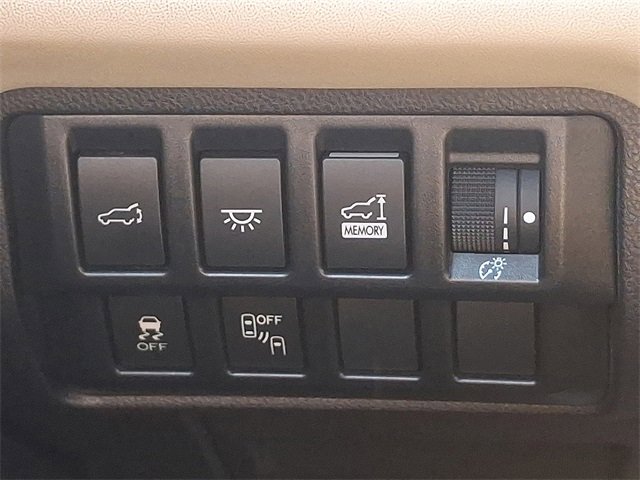 Used 2020 Subaru Ascent Limited w/ Technology Package image 28