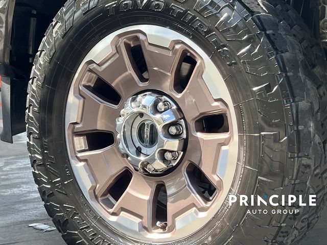 Used 2024 Ford F250 King Ranch w/ FX4 Off-Road Package AWD/4WD image 7
