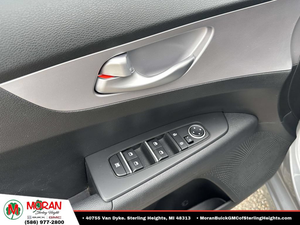Used 2023 Kia Forte LXS FWD image 14