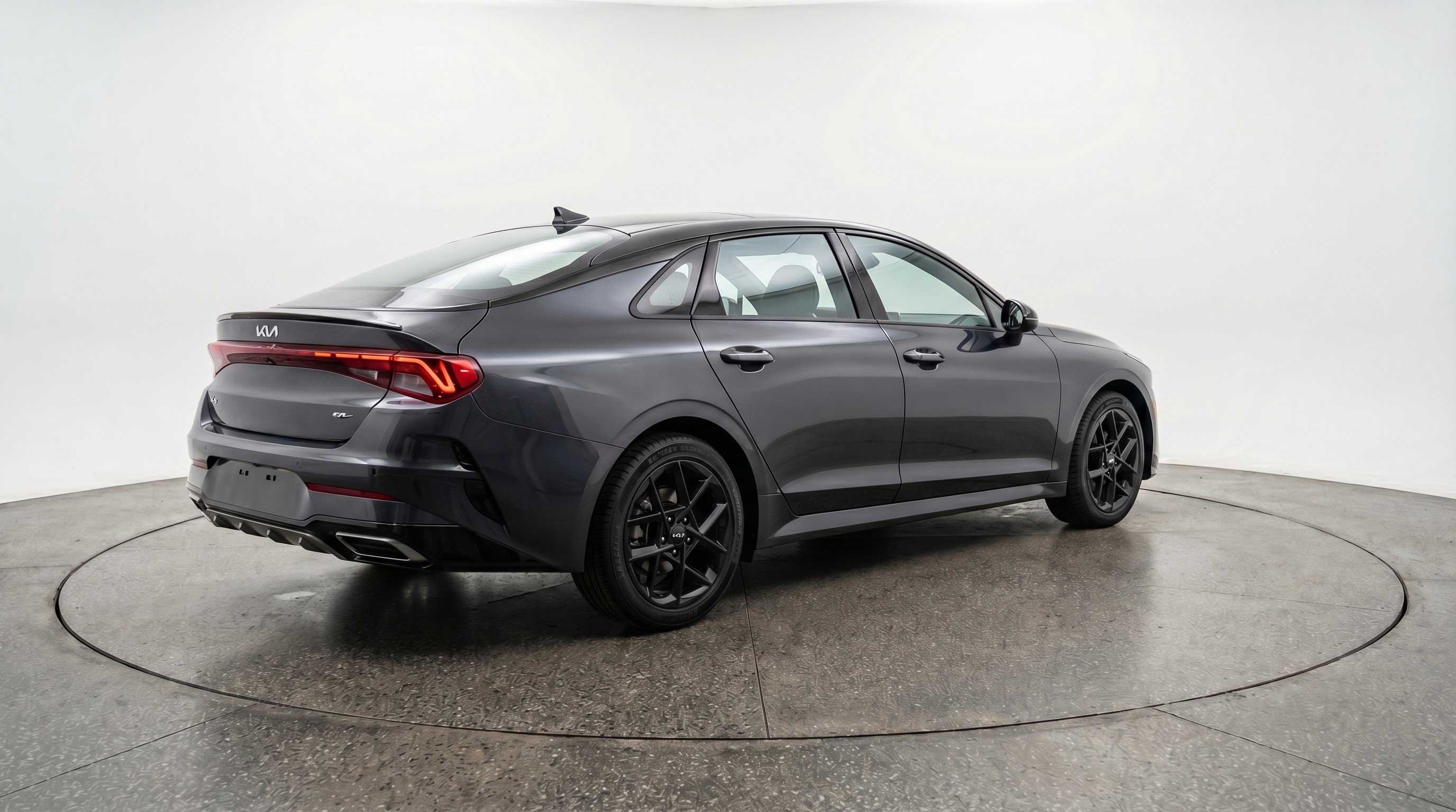 Used 2025 Kia K5 LXS image 9