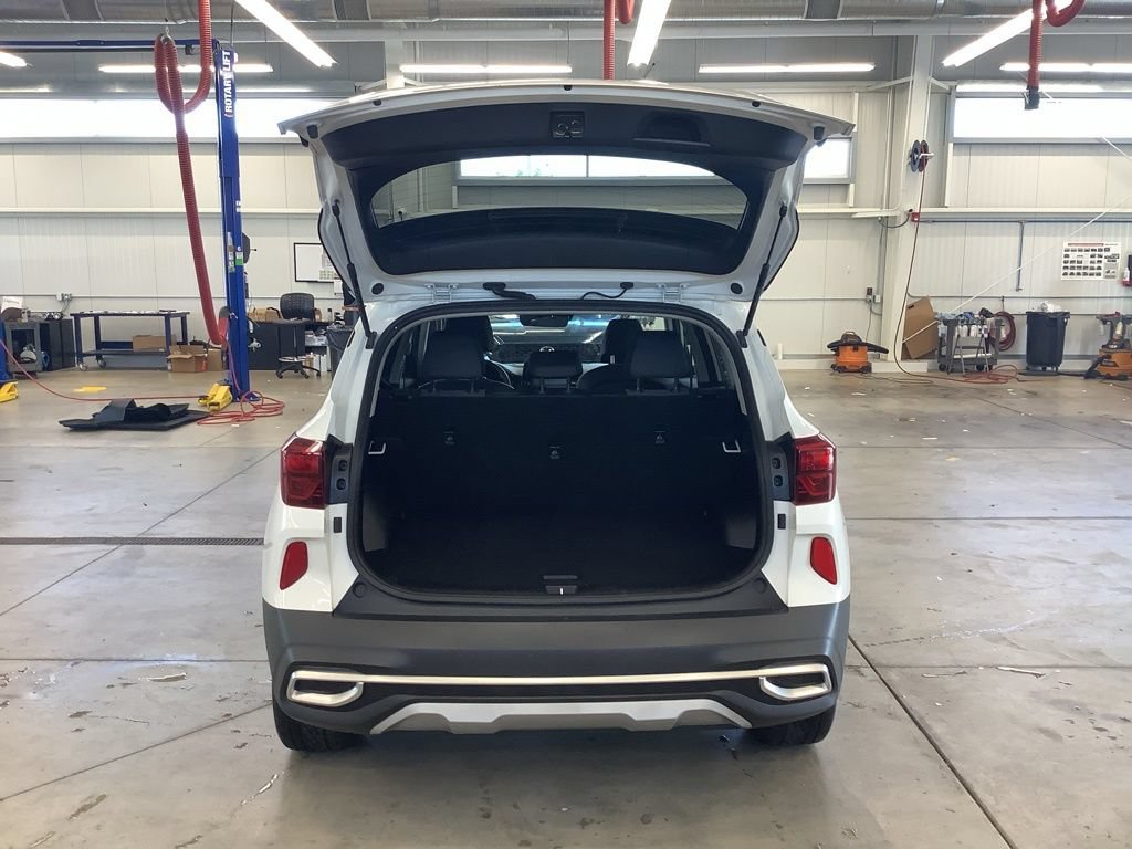 Certified 2023 Kia Seltos S AWD/4WD image 12