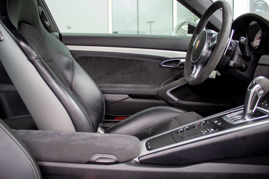 Used 2015 Porsche 911 GT3 RWD image 16