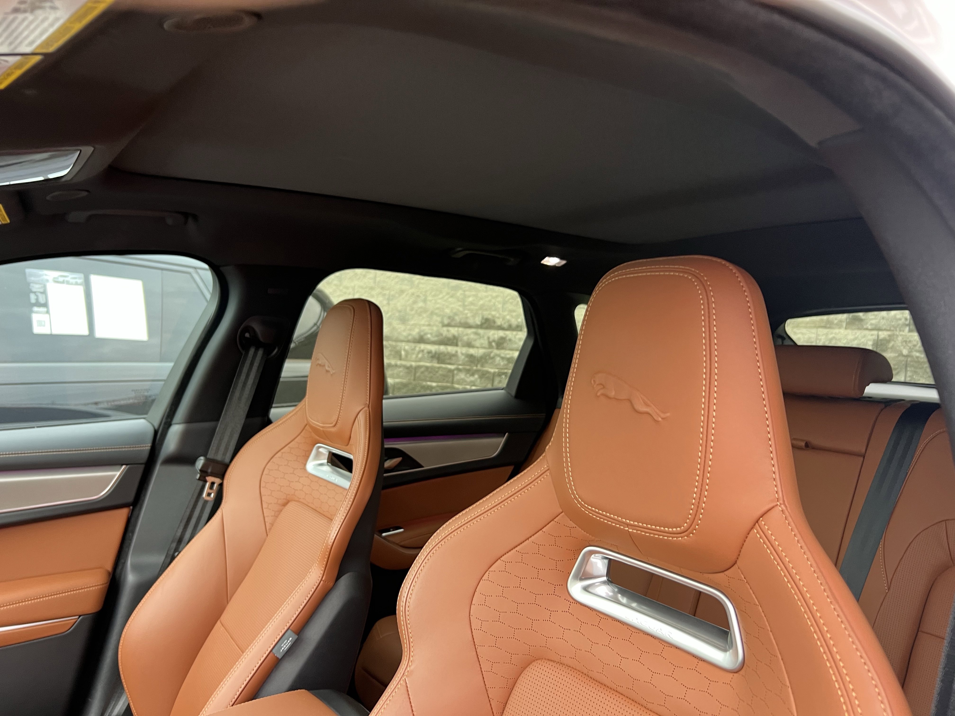 Used 2026 Jaguar F-PACE R-Dynamic S AWD/4WD image 19