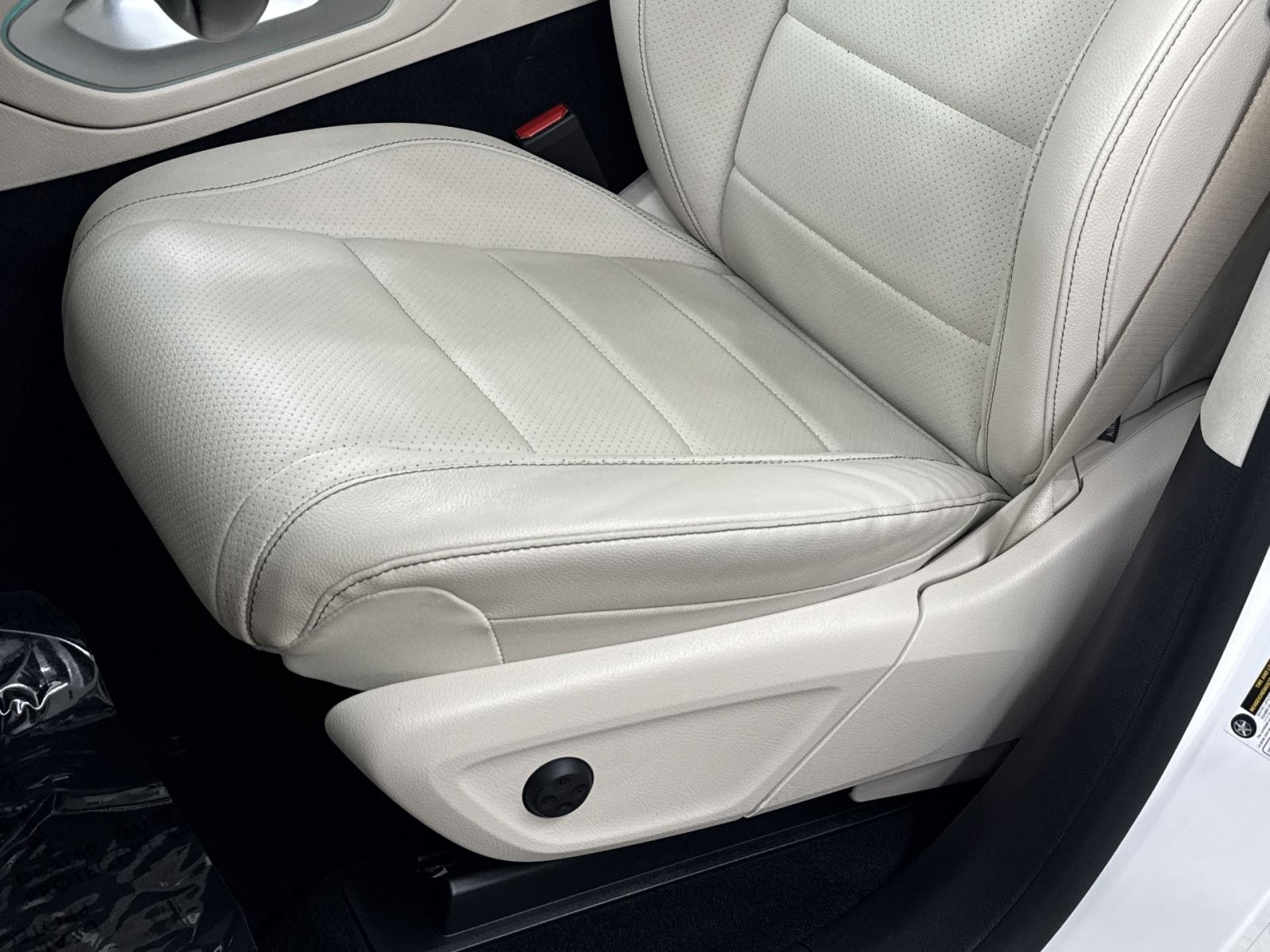 Used 2021 Mercedes-Benz GLE 350 4MATIC image 26