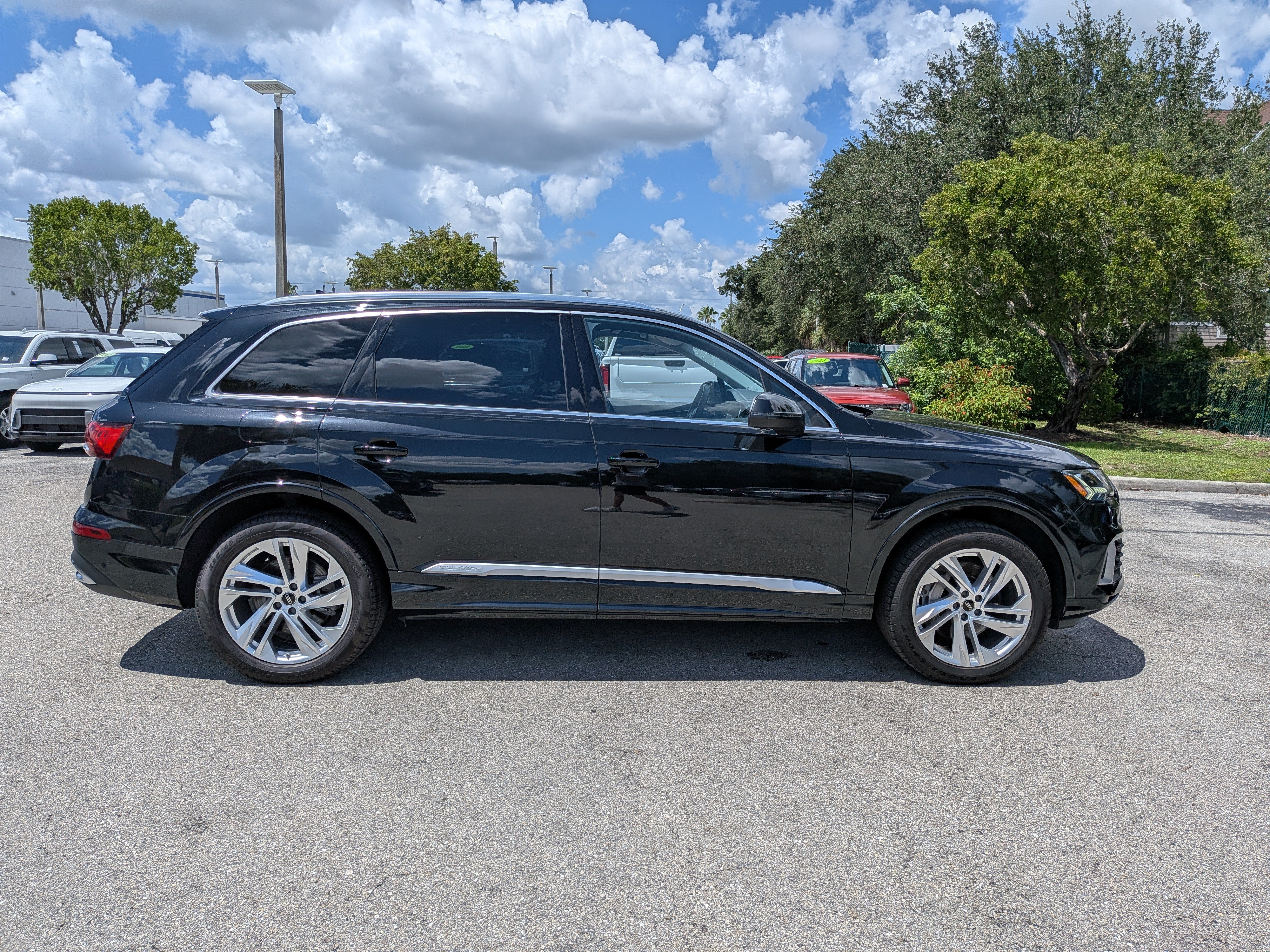 Used 2024 Audi Q7 3.0T Premium Plus AWD/4WD image 3