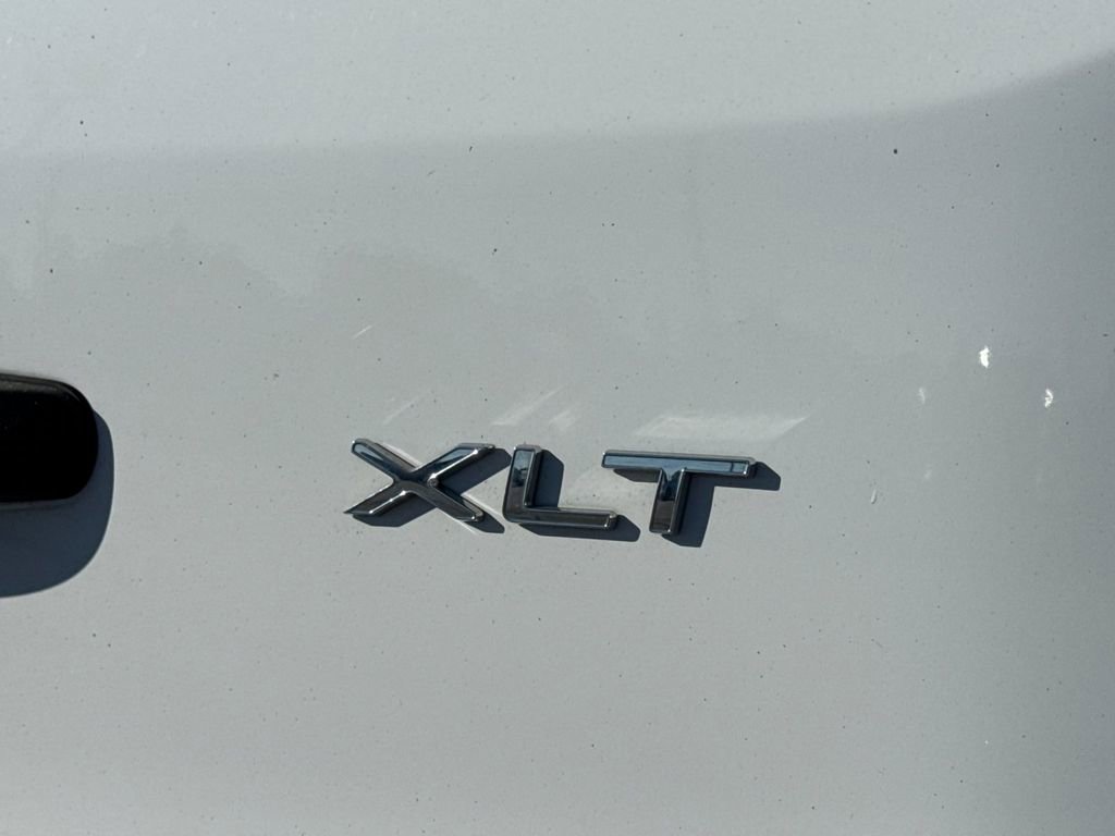 Used 2023 Ford Transit 350 XLT RWD image 26