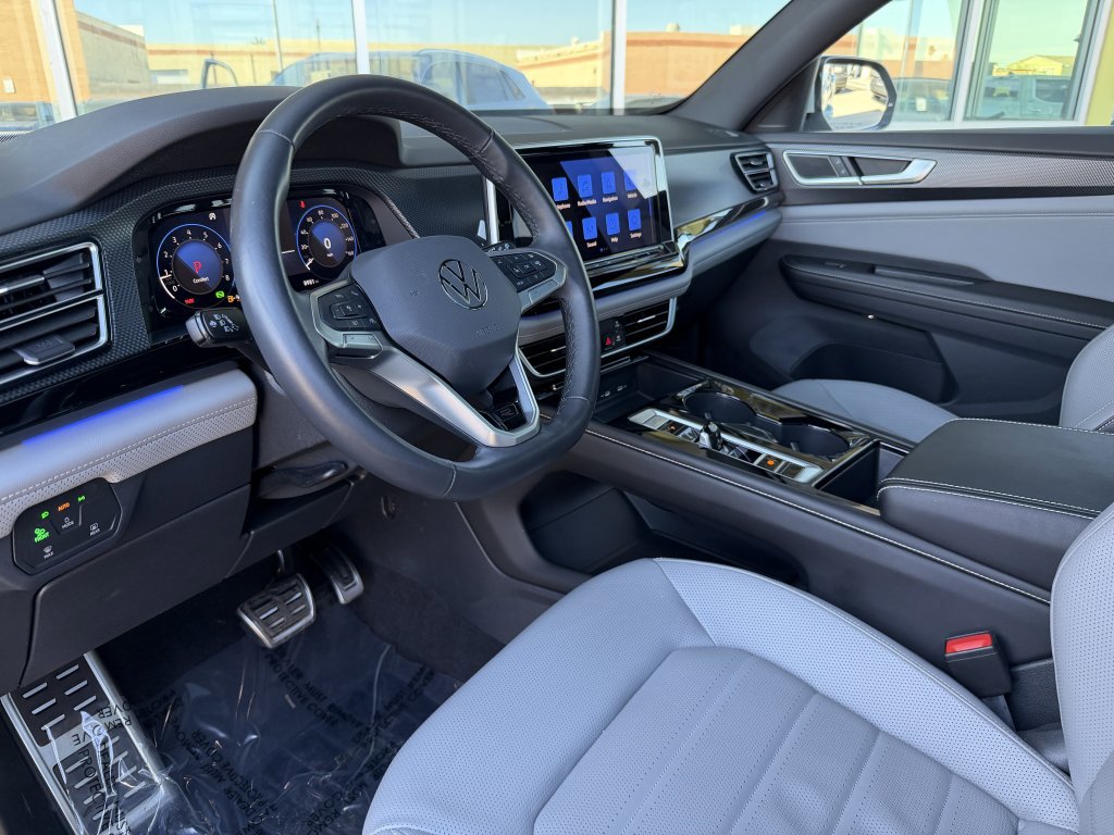 Used 2024 Volkswagen Atlas Cross Sport SEL R-Line image 36