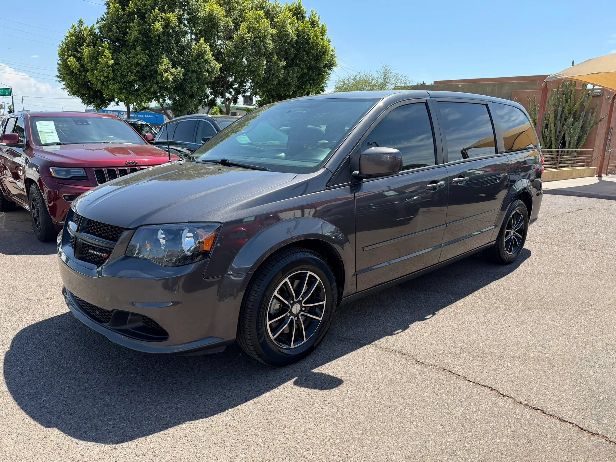 Used 2017 Dodge Grand Caravan SE