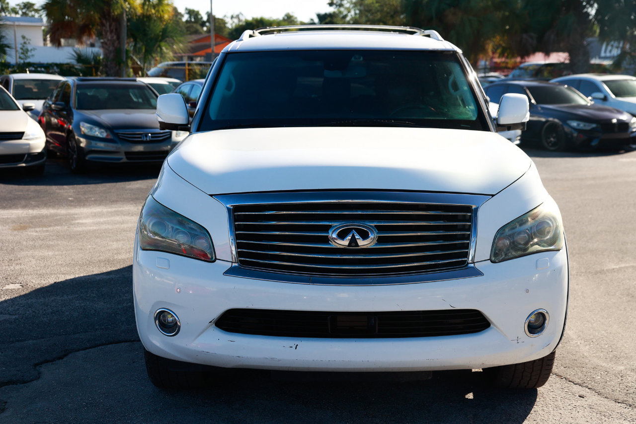 Used 2012 INFINITI QX56 2WD w/ Deluxe Touring Pkg image 19