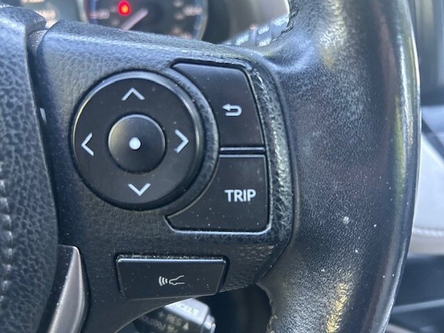 Used 2016 Toyota RAV4 Limited w/ Advanced Technology Package AWD/4WD image 10