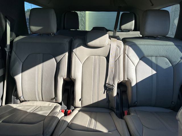 Used 2019 Ford Expedition Limited image 39