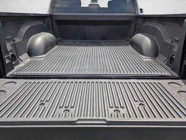 Used 2018 RAM 1500 Express w/ Black Ram 1500 Express Group AWD/4WD image 6