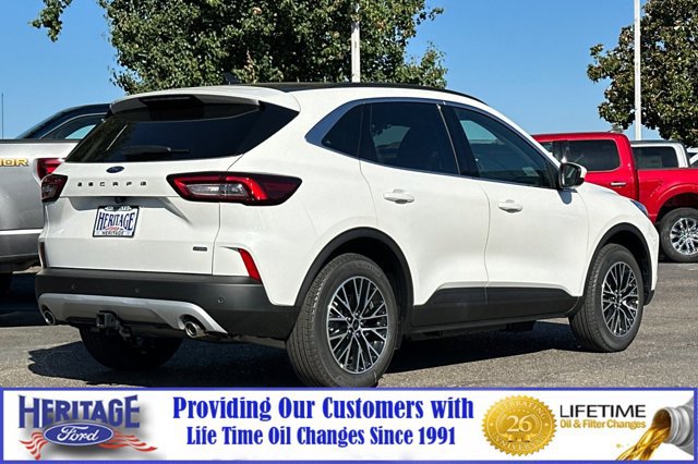 New 2025 Ford Escape SE w/ Class II Trailer Tow Package image 4
