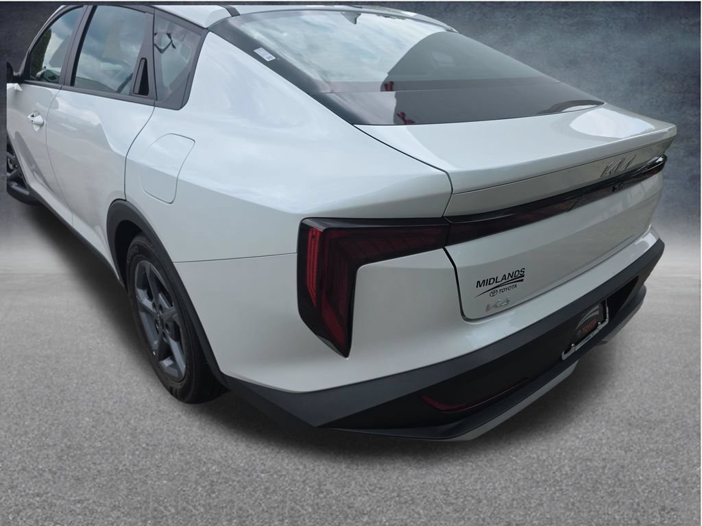 Used 2025 Kia K4 FWD image 10