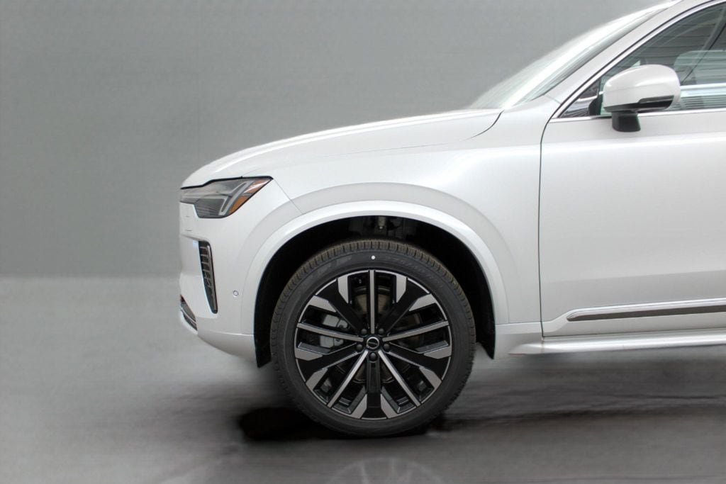 New 2026 Volvo XC90 B6 Ultra w/ Protection Package AWD/4WD image 33