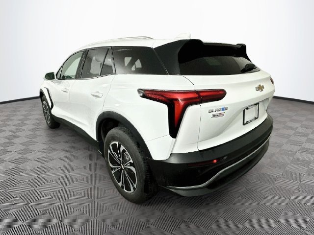 Used 2024 Chevrolet Blazer EV LT AWD/4WD image 10
