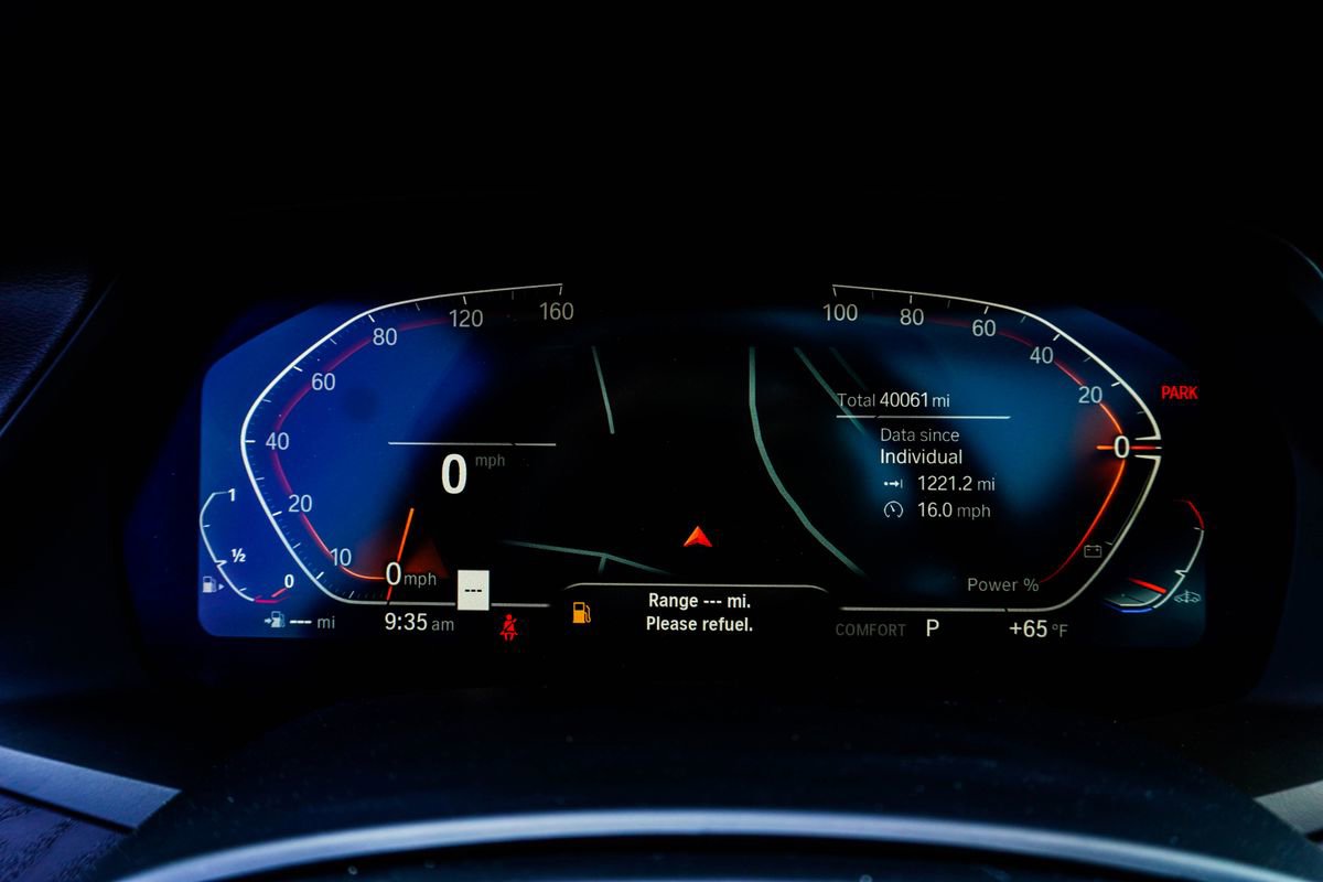 Used 2022 BMW X7 xDrive40i w/ M Sport Package image 28