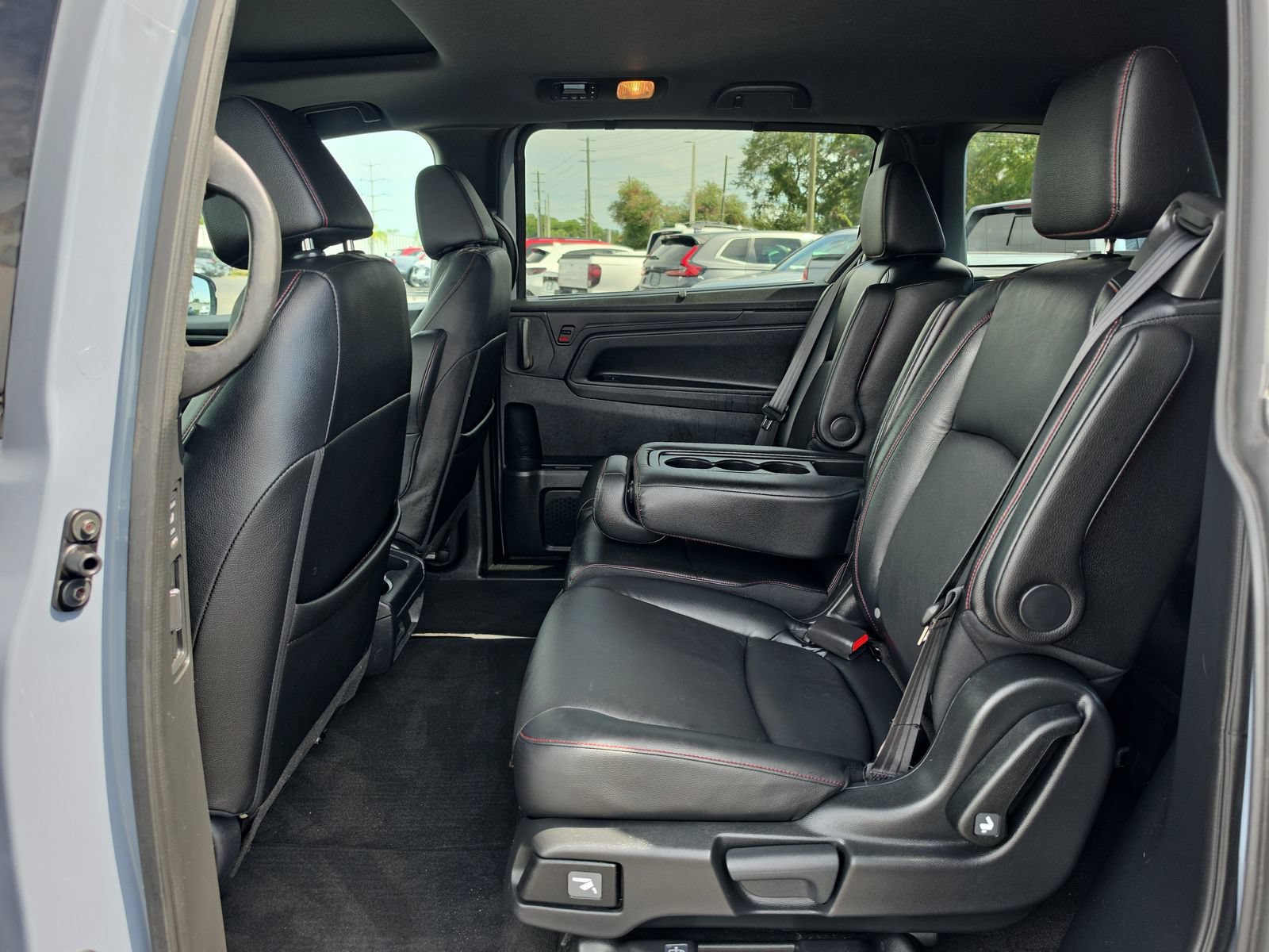 Used 2024 Honda Odyssey Sport image 13