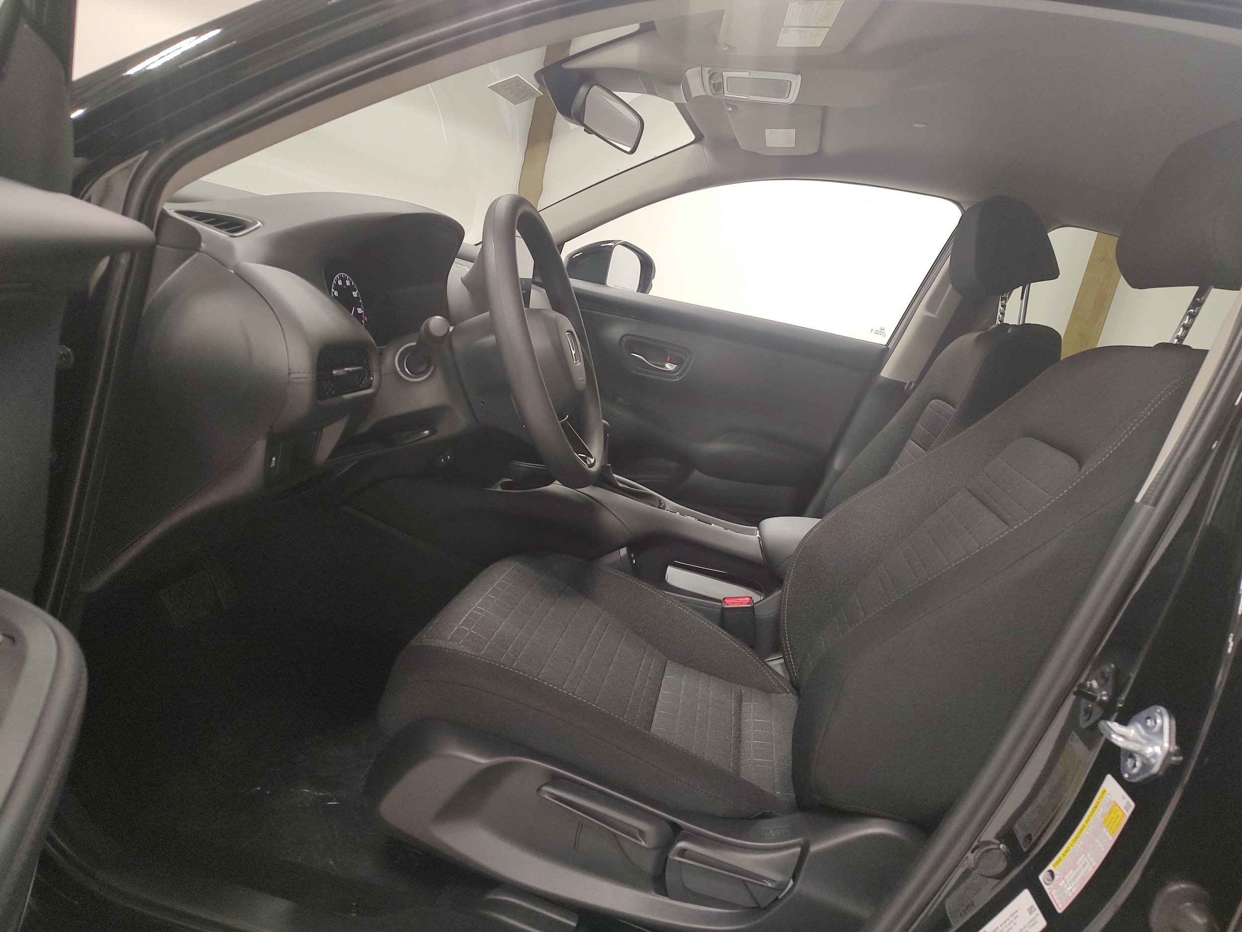 New 2027 Honda HR-V LX image 10