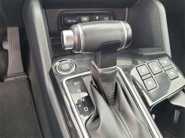 Used 2025 Kia Sportage SX image 24
