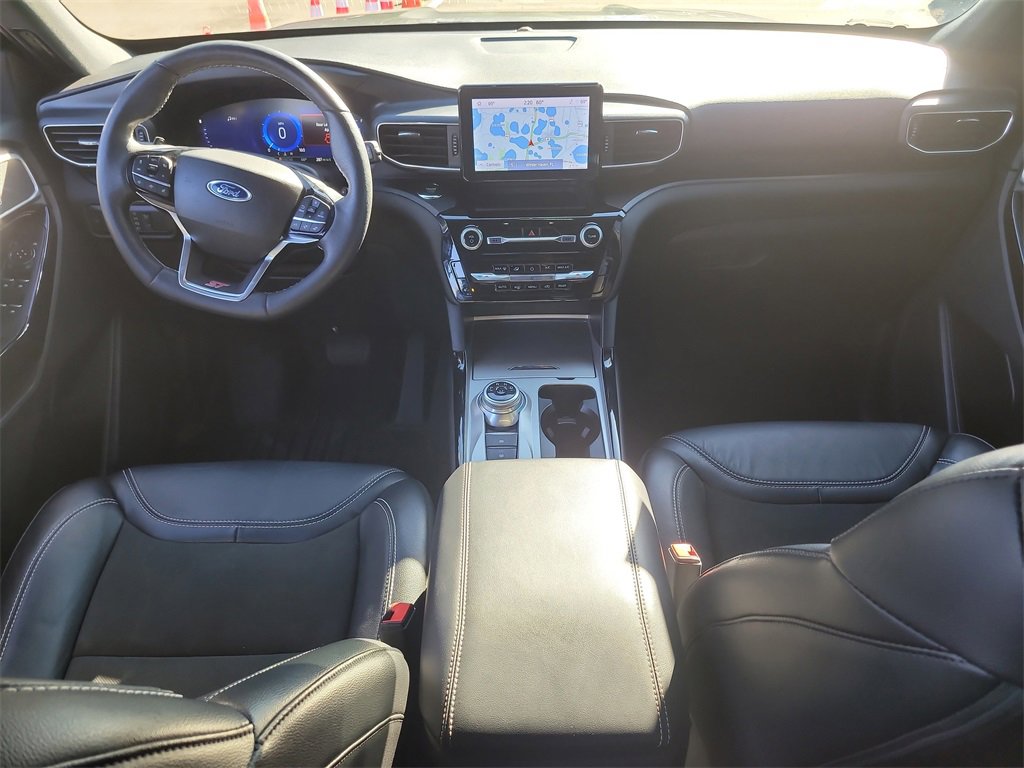 Certified 2022 Ford Explorer ST w/ ST Street Pack image 13