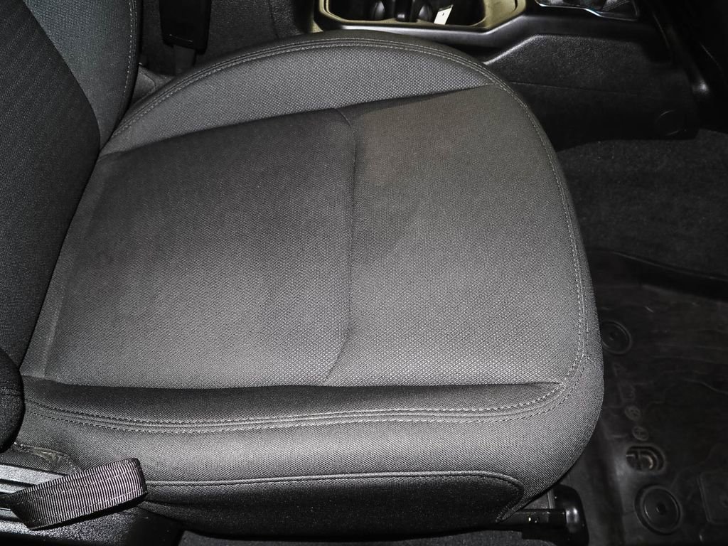 Used 2022 Jeep Wrangler Unlimited Sport image 19