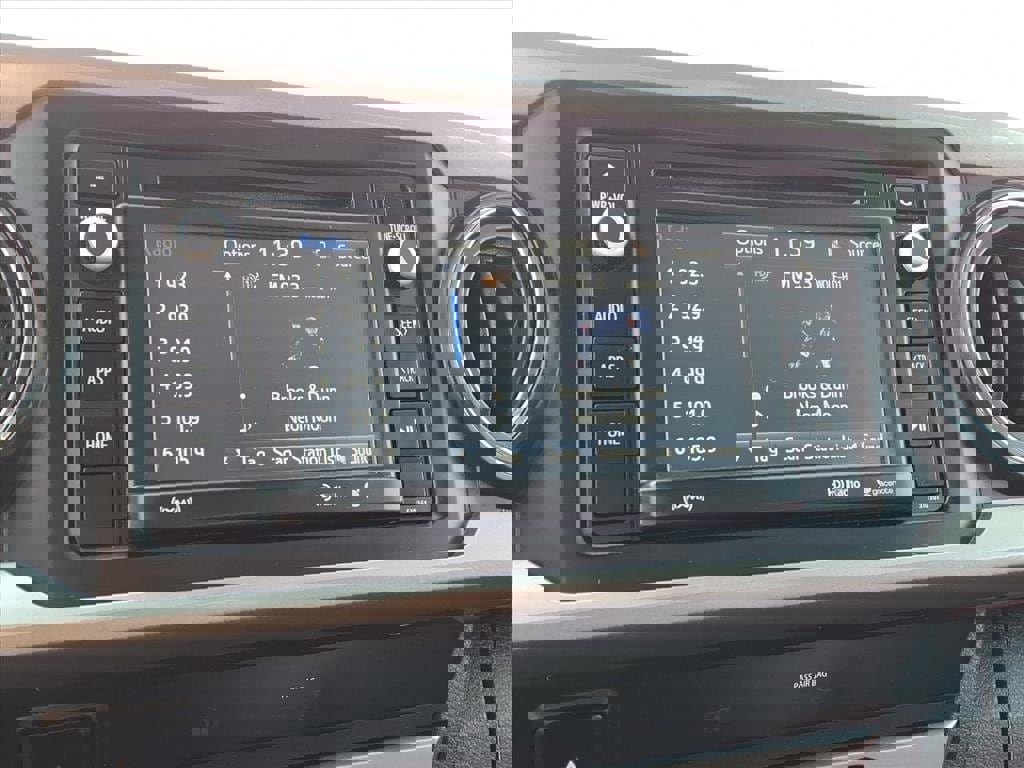 Used 2019 Toyota Tacoma SR5 image 17