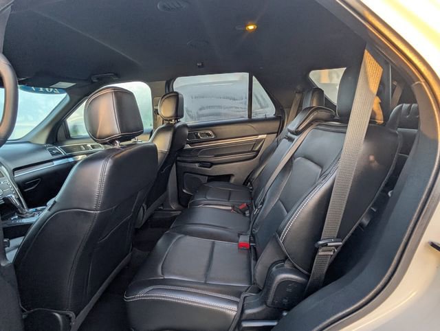 Used 2017 Ford Explorer Limited image 6