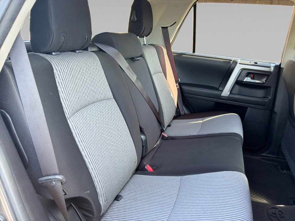 Used 2020 Toyota 4Runner SR5 AWD/4WD image 16