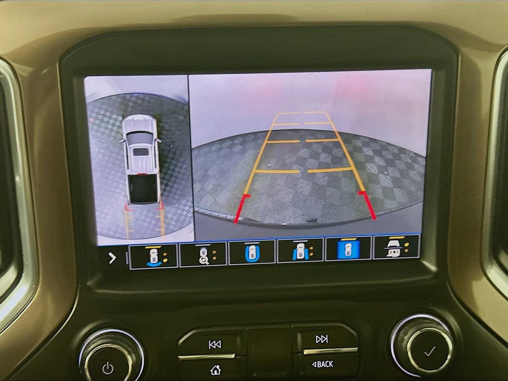 Used 2020 Chevrolet Silverado 1500 High Country w/ Technology Package image 19