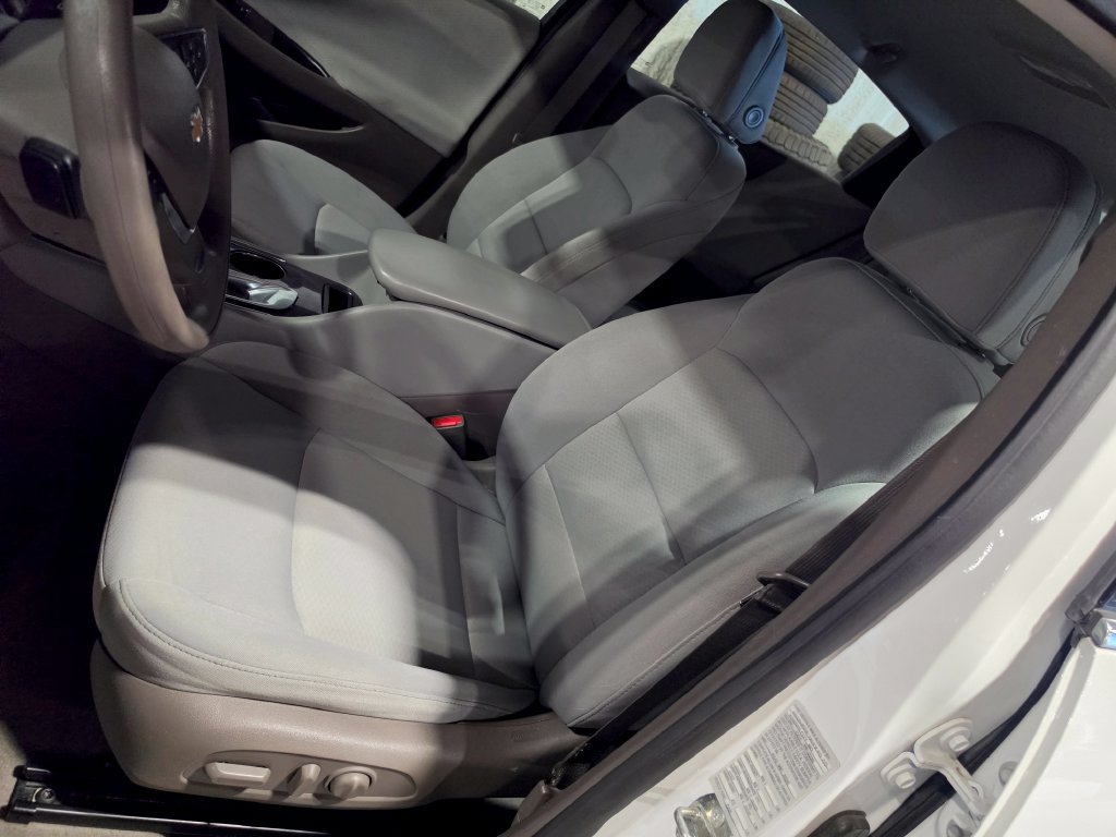 Used 2020 Chevrolet Malibu LS w/ Driver Confidence Package II FWD image 6