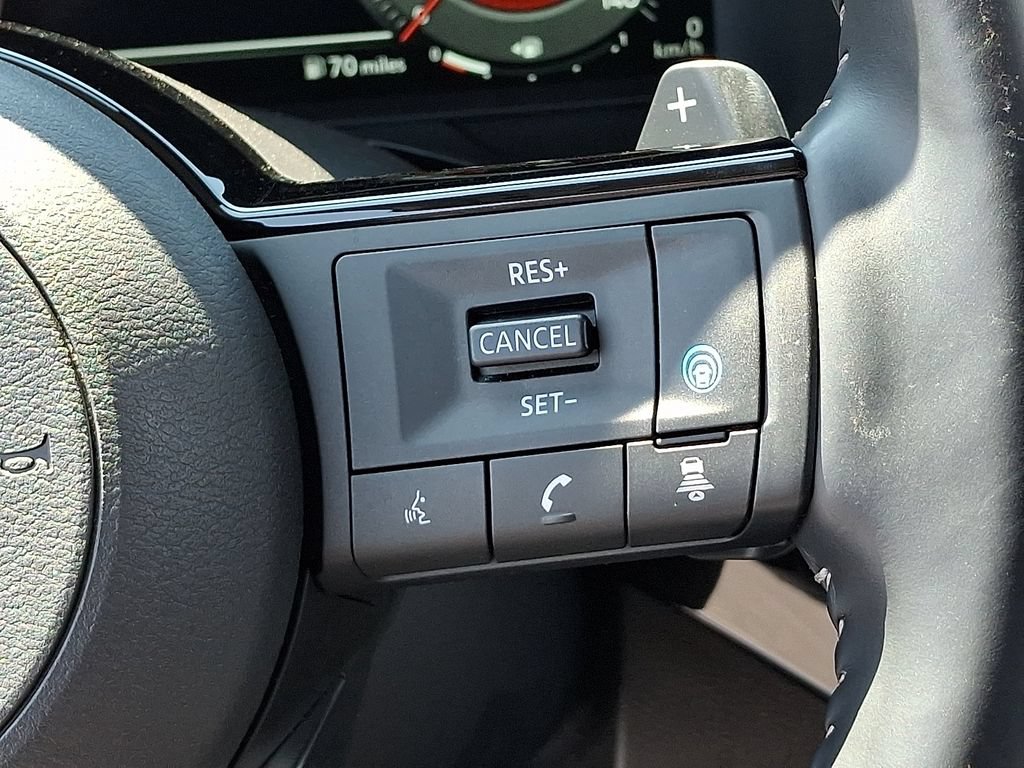 Used 2025 Nissan Pathfinder Platinum w/ Cargo Package AWD/4WD image 23