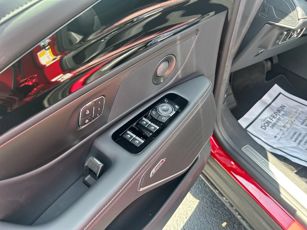 New 2026 Lincoln Nautilus Reserve AWD/4WD image 10